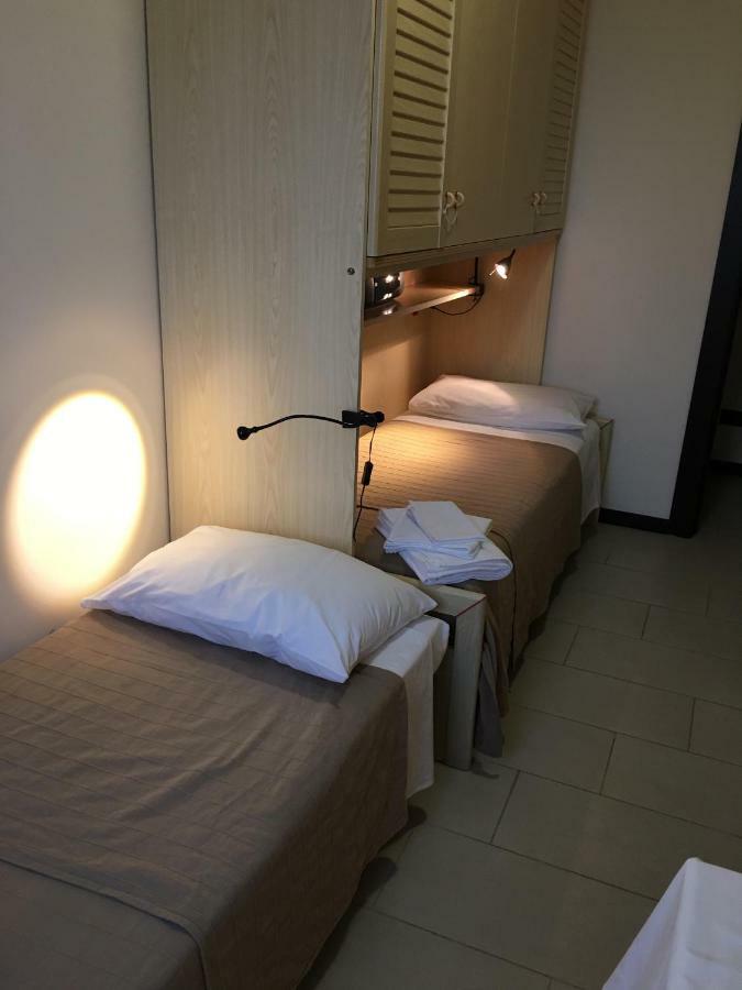 Suite Carpiano Melegnano Extérieur photo